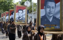 Kirab Peringatan Hari...
