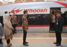 Presiden Jokowi Resmikan...