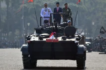 Naik Tank, Gagahnya...