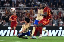 Romelu Lukaku Dipuja-puji...