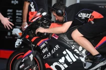 Persiapan Maverick Vinales...