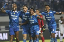 Persib Bandung Gasak...