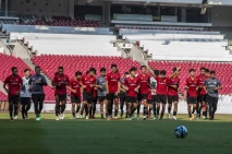 Latihan Timnas Indonesia...