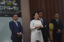 DPR Terima Surat Presiden...