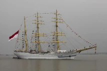 KRI Bima Suci Kembali...