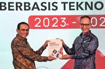 Peluncuran Roadmap Fintech...