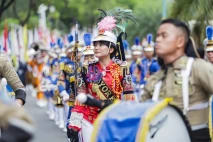 Parade Defile Meriahkan...