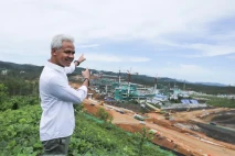 Capres Pertama yang...