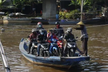Jasa Perahu Eretan di...