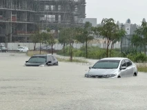 Dubai Tak Berdaya Diterjang...