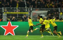 Menang Agregat 5-4,...