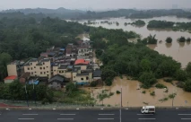 Banjir Besar Terjang...