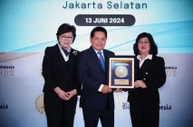 Hery Gunardi Dinobatkan...