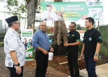 Komix Herbal Serahkan...