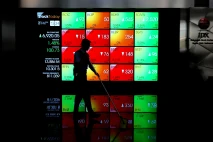 IHSG Hari Ini Ditutup...