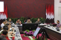Menko PMK Gelar Rapat...