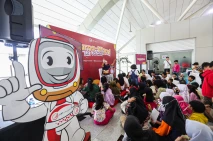 LRT Jakarta Berikan...