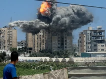 Serangan Udara Israel...