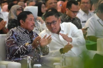 Wamentan Hadiri Rapat...