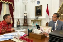 Denny JA Diskusi Empat...