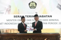 Serah Terima Jabatan...