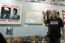 Melihat Pameran Cukil...