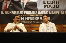 Mohammad Firdaus Kenalkan...