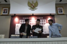 KPU Terima 1.467 Berkas...
