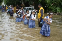 India Dilanda Banjir...