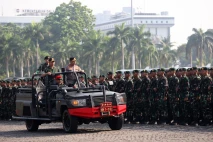 TNI dan Polri Gelar...
