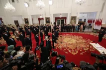 Presiden Prabowo Lantik...