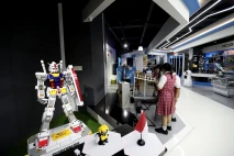 Pameran AI and Robotic...