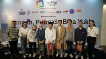 Rayakan Hari Sumpah...