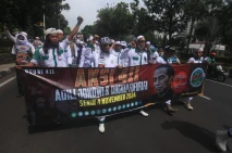 Aksi Reuni 411 Tuntut...