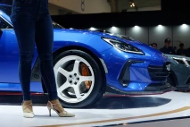 Subaru Pamerkan 2 Mobil...