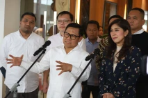 Menteri Kabinet Merah...