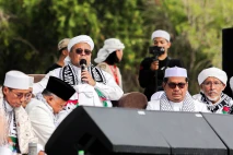 Habib Rizieq Hadiri...