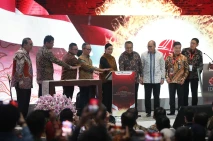 Pembukaan Perdagangan...