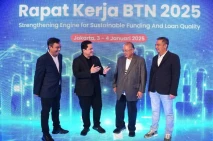 Dorong jadi Megabank,...
