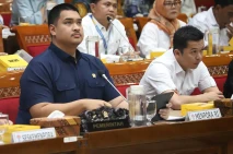 Menpora dan Komisi X...
