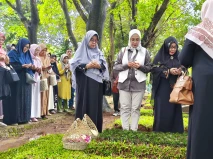 Ketum Kadin DKI Diana...