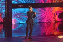 Fajar Noor Tampil Memukau...