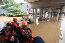 Evakuasi Warga Terdampak...