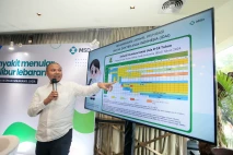 Diskusi Kesehatan Membahas...