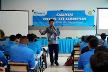 Sambangi Universitas...