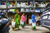 Potret Pasar Murah Ramadán...