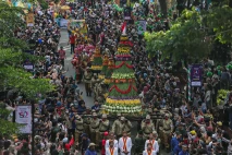 Kirab Gunungan Budaya...