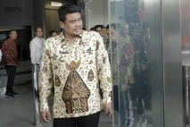 Gubernur Sumut Bobby...
