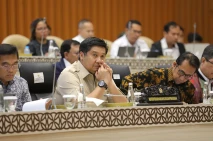Raker Komisi V dengan...