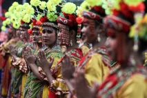 Pertujukan Tarian Tradisional...